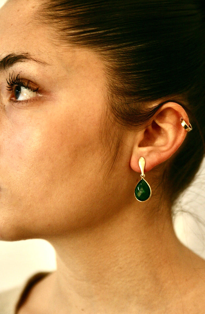 Lilium - Gold-plated silver earrings with Emerald-colored quartz drops - [18DELPERO]