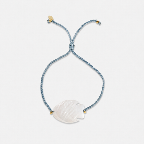 THE FISH adjustable bracelet -Tahitian Mother-of-Pearl fish and light blu crochet cord - [18DELPERO]