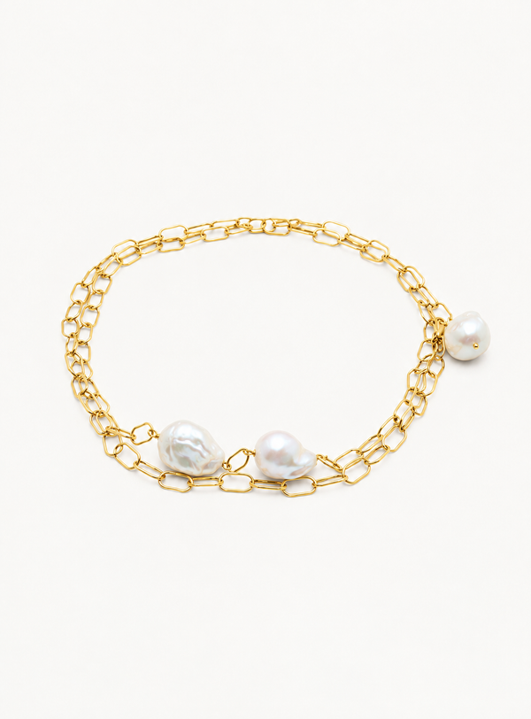 MOON DROPS - Feminity and harmony - Golden silver rectangular chain and baroque pearl - [18DELPERO]