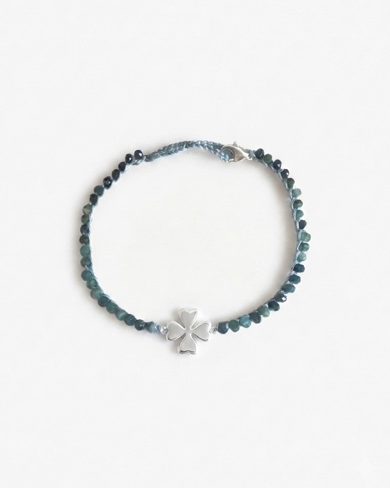 PETAL FOUR – Four-Leaf Clover Bracelet in Sterling Silver & Green Tourmaline | Handmade Crochet - [18DELPERO]